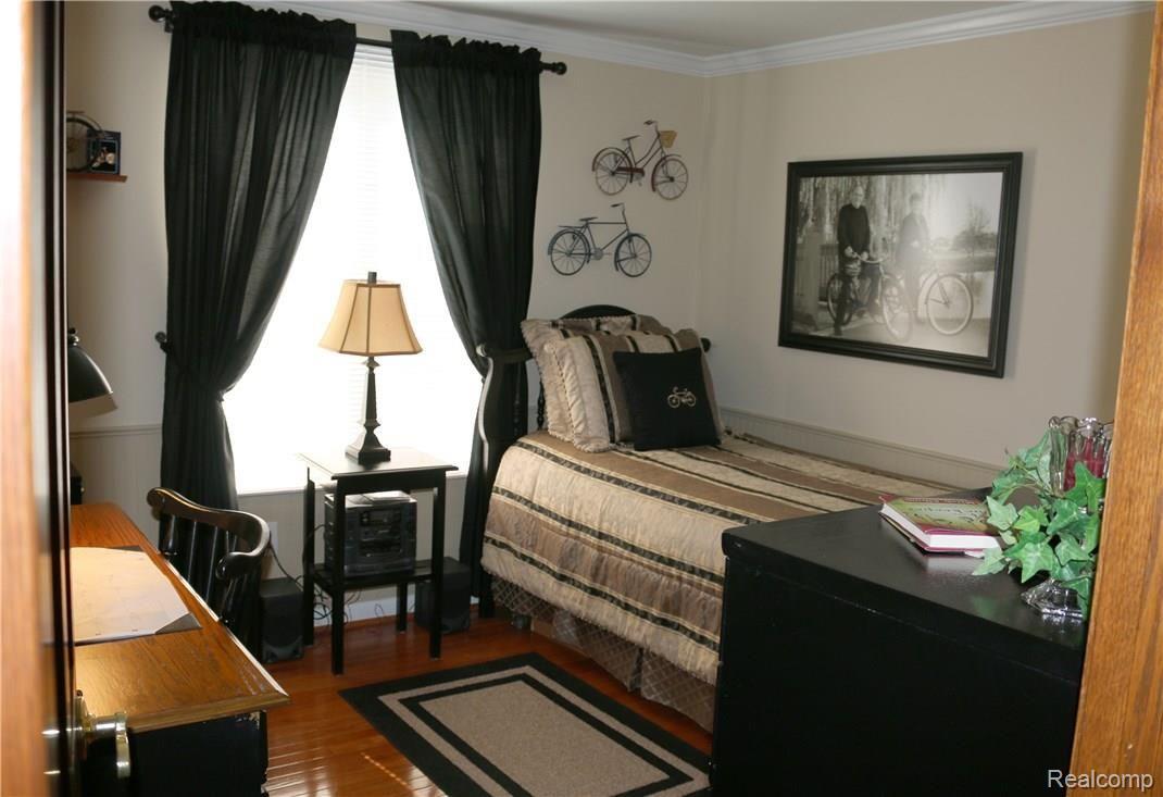 1606 Rustic Ridge Road Canton, MI 48188 - Photo 31 of 43 031 SPARE ROOM 2.jpg