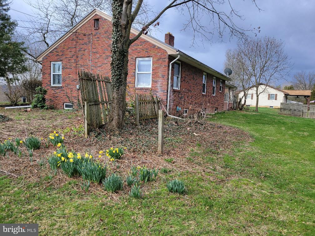 2210 Middle Ridge Road Newport, PA 17074 - Photo 2 of 27 Gallery Image 2