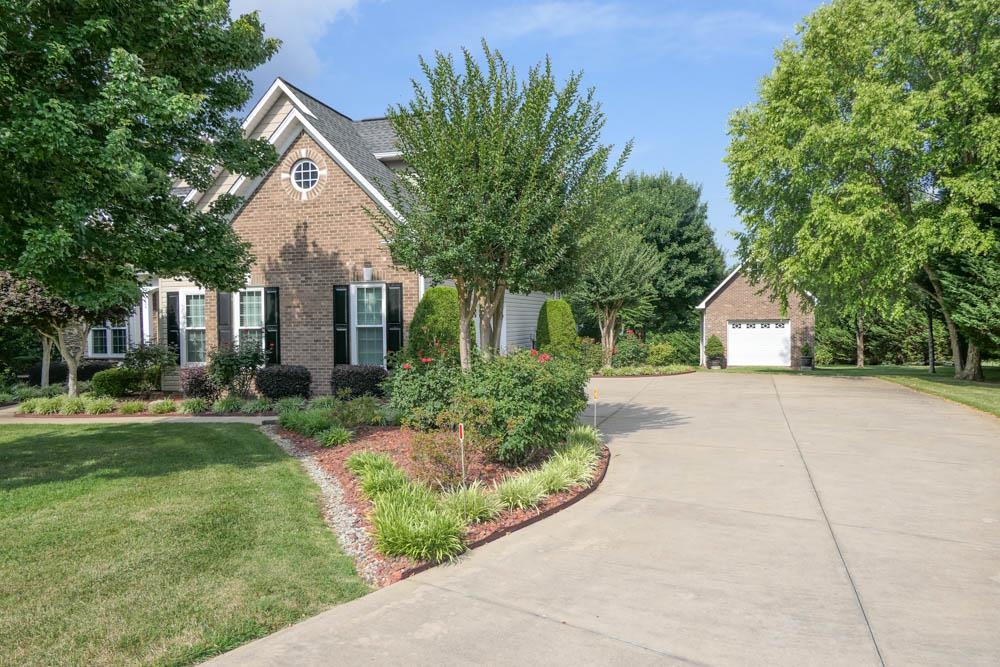 334 Montego Lane Chesnee, SC 29323 - Photo 3 of 40