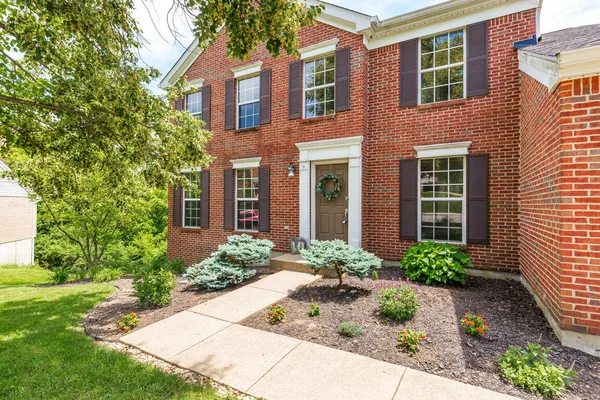 $450,000 | 1967 Crescent Terrace, Crescent Springs, KY 41017