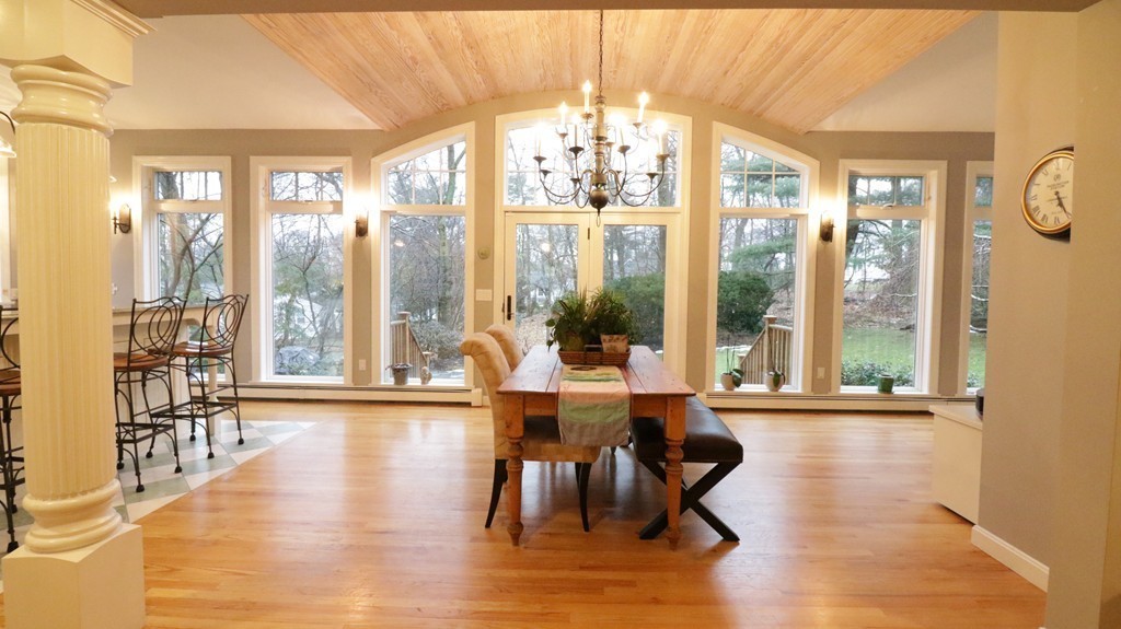 92 Thornton Road Needham, MA 02492 - Photo 3 of 10