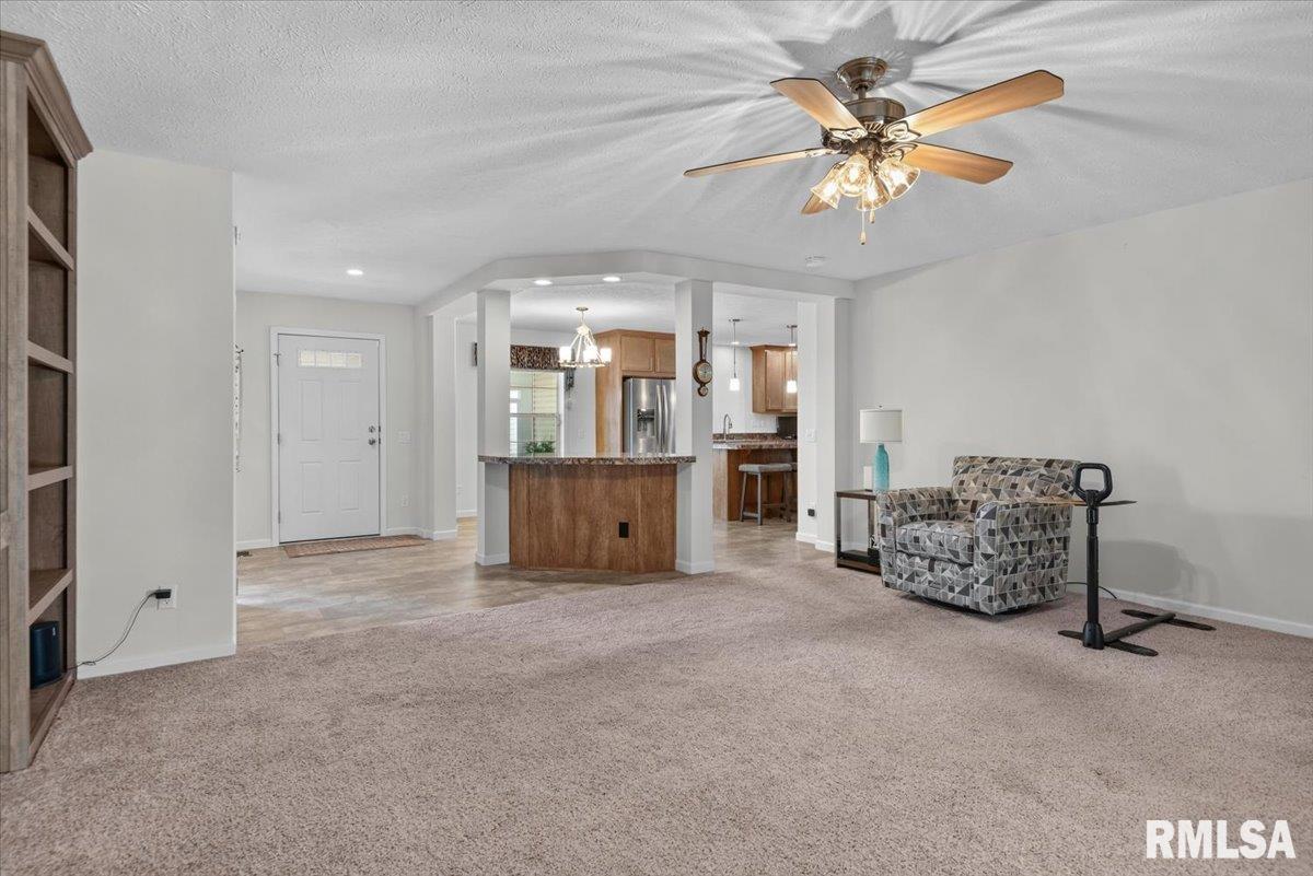 2800 Vía Rosso, Unit 631 Springfield, IL 62703 - Photo 8 of 39