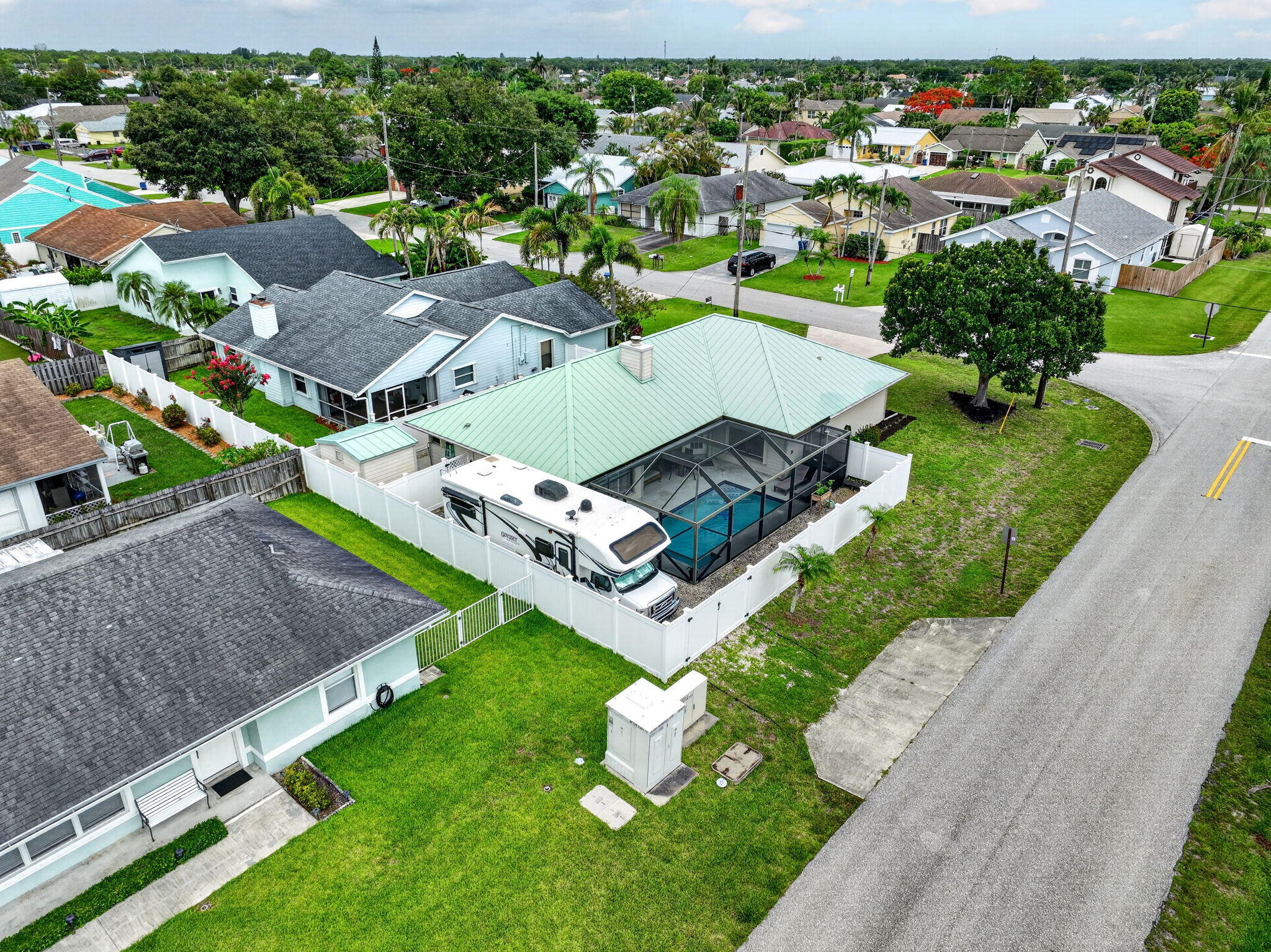 6208 Michael Street Jupiter, FL 33458 - Photo 5 of 60 Aerial