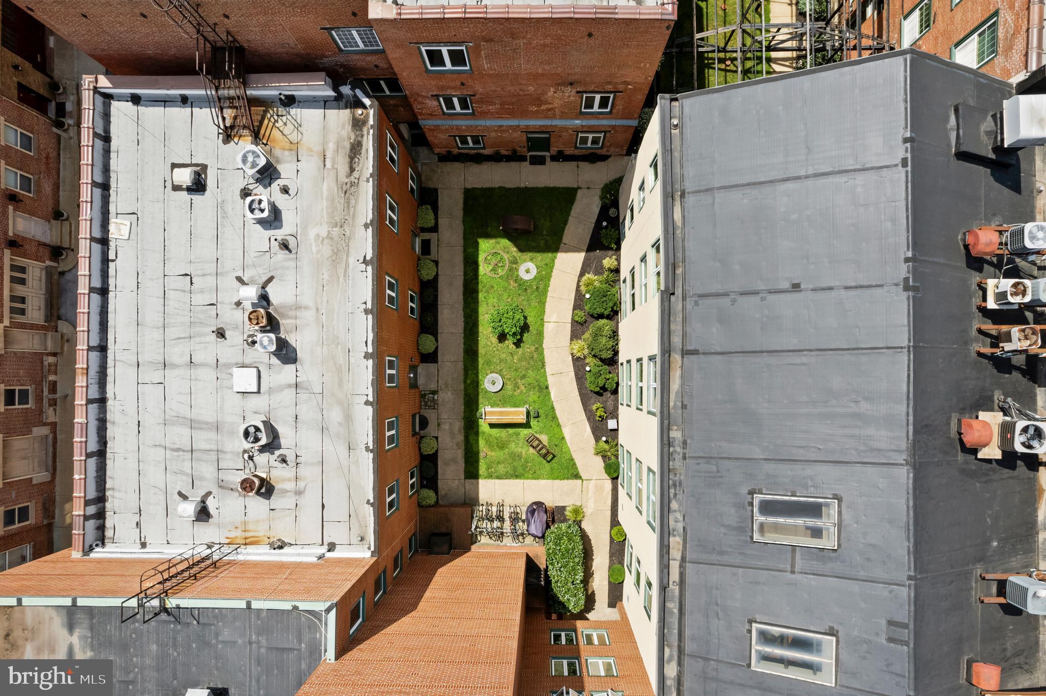 136 North Bread Street, Unit 130 Philadelphia, PA 19106 - Photo 23 of 31