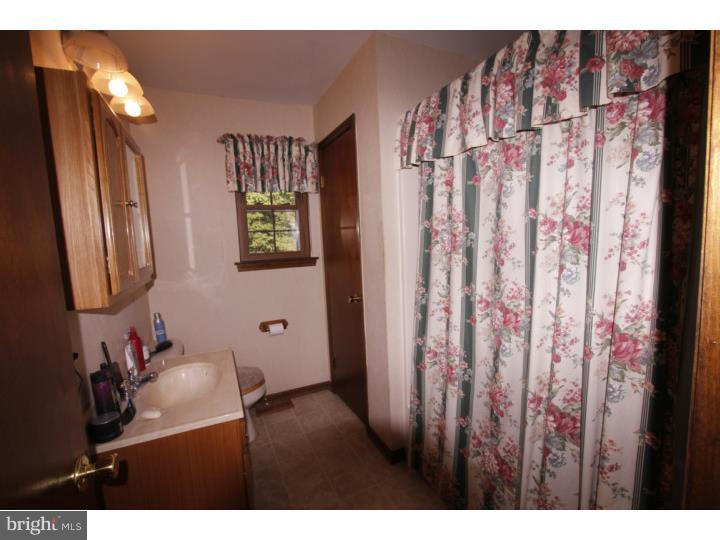 22 Burrs Mill Road Southampton, NJ 08088 - Photo 13 of 23 Gallery Image 13
