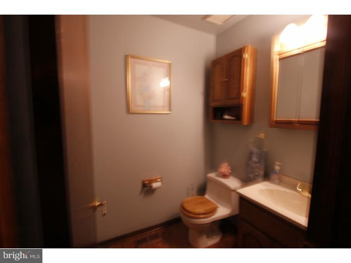 22 Burrs Mill Road Southampton, NJ 08088 - Photo 9 of 23 Gallery Image 9