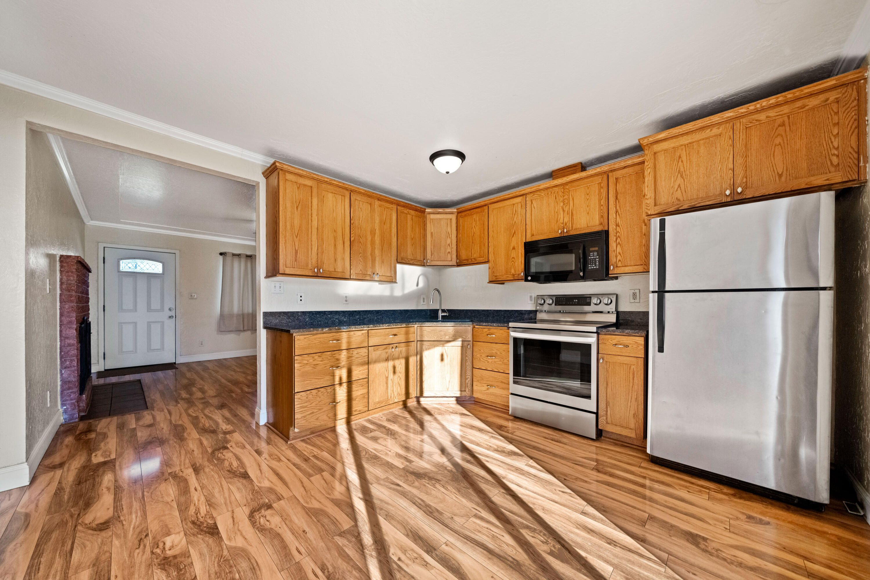 12161 Randolph Road Redding, CA 96003 - Photo 11 of 37 IMG-11