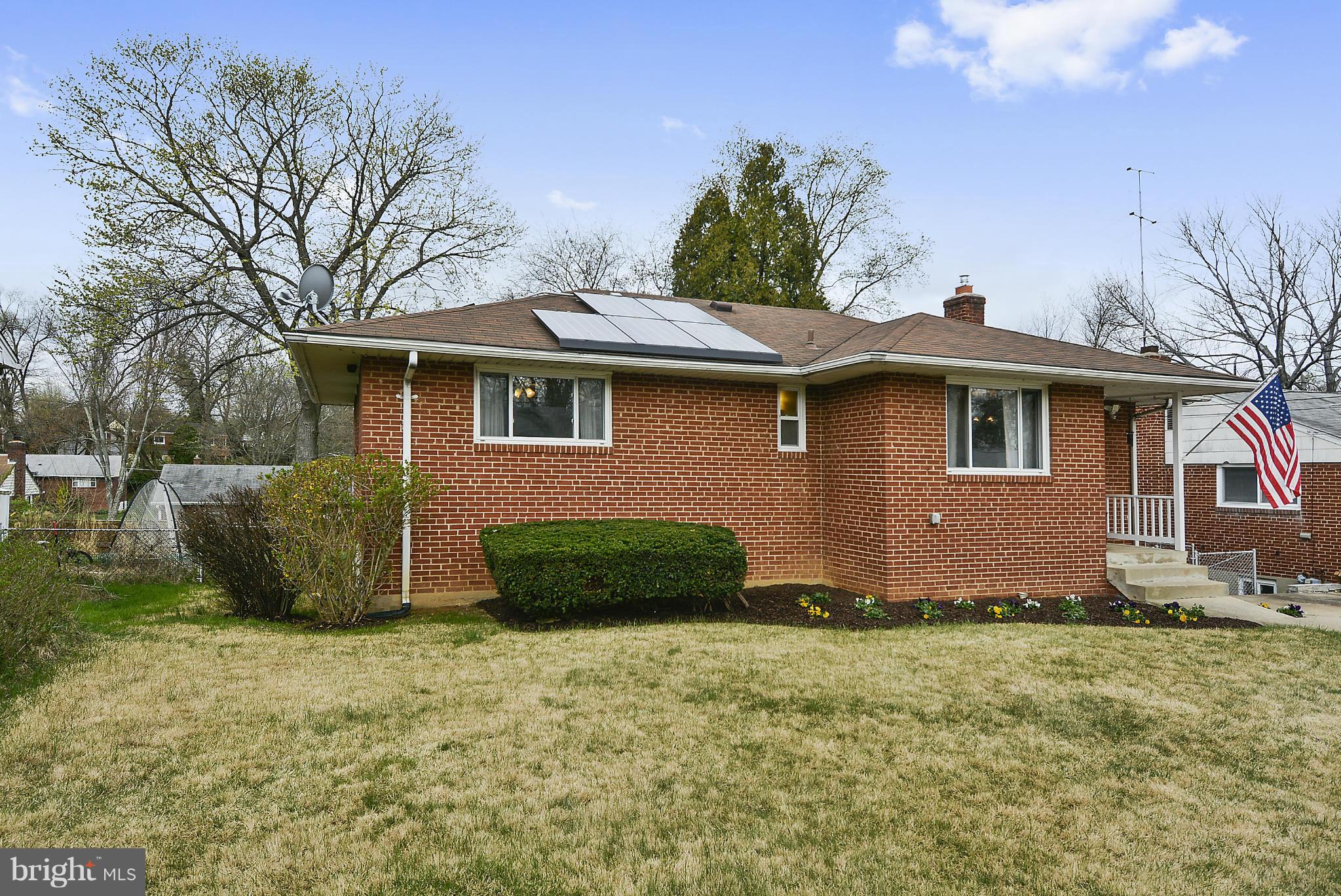 1909 Henry Road Rockville, MD 20851 - Photo 2 of 23 Exterior (Front)
