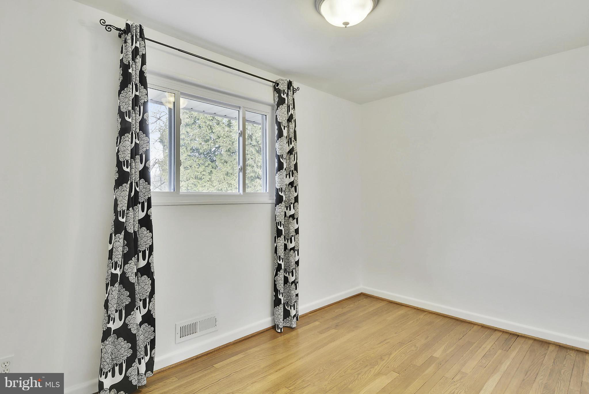1909 Henry Road Rockville, MD 20851 - Photo 15 of 23 Bedroom