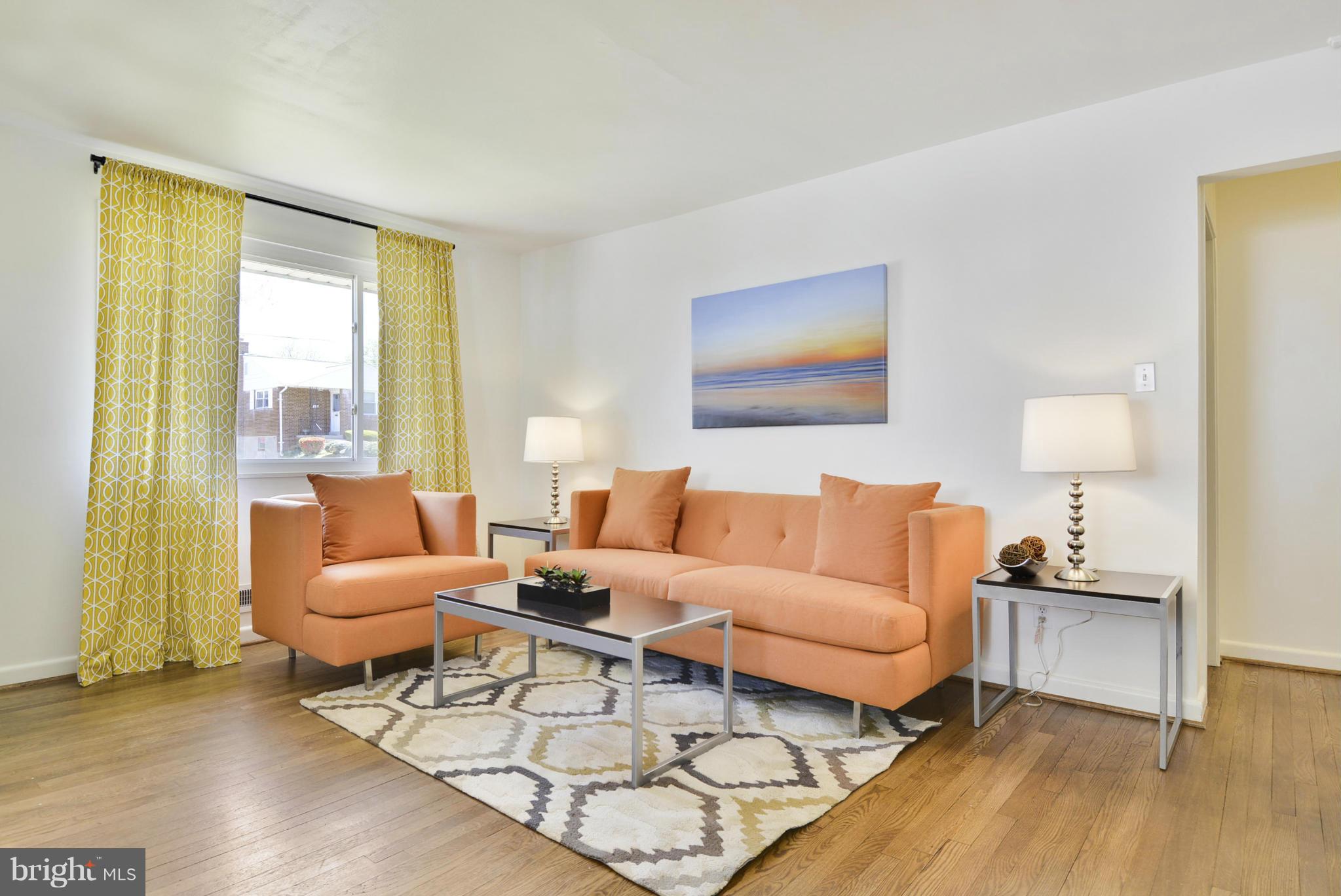 1909 Henry Road Rockville, MD 20851 - Photo 5 of 23 Living Room