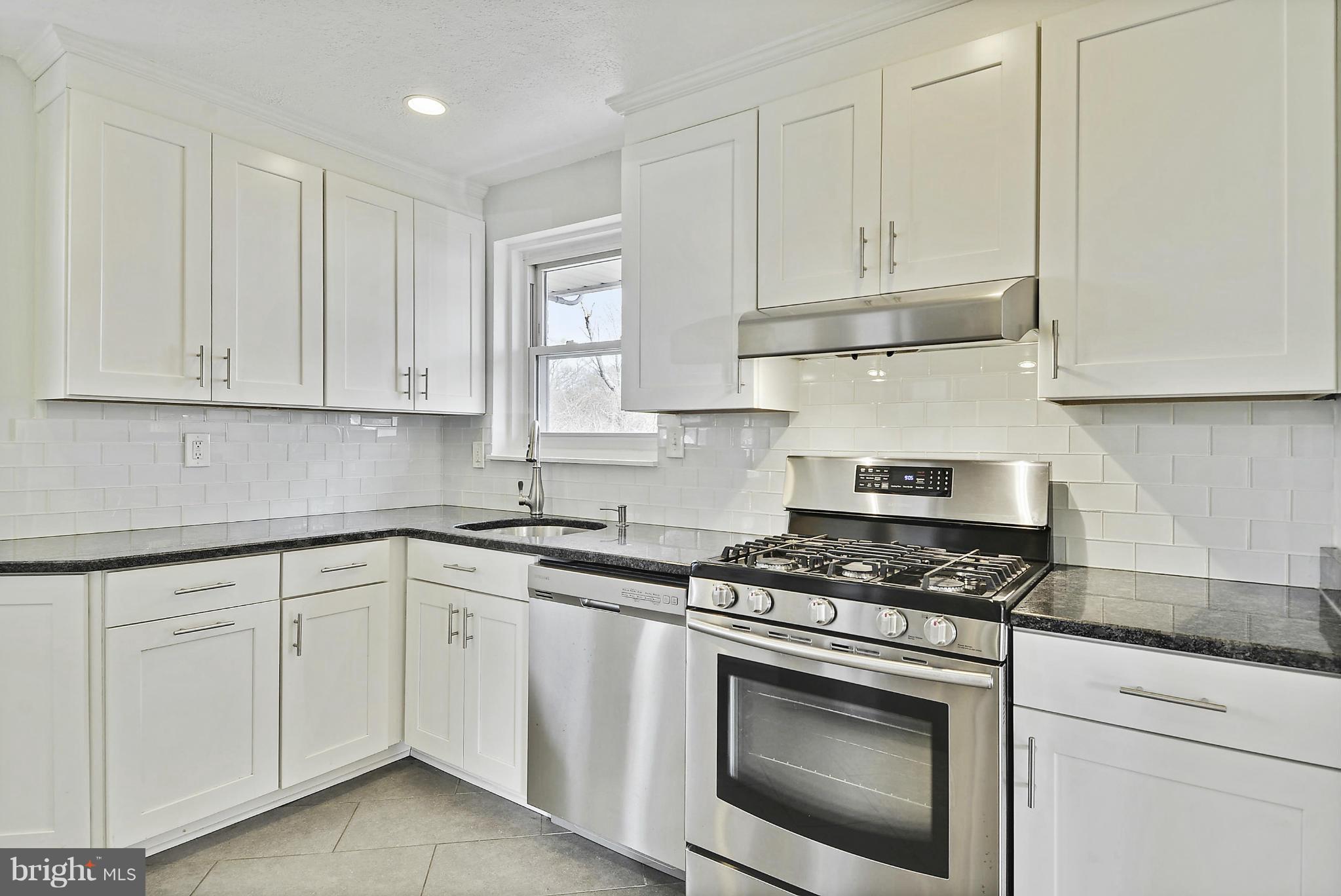 1909 Henry Road Rockville, MD 20851 - Photo 9 of 23 Kitchen
