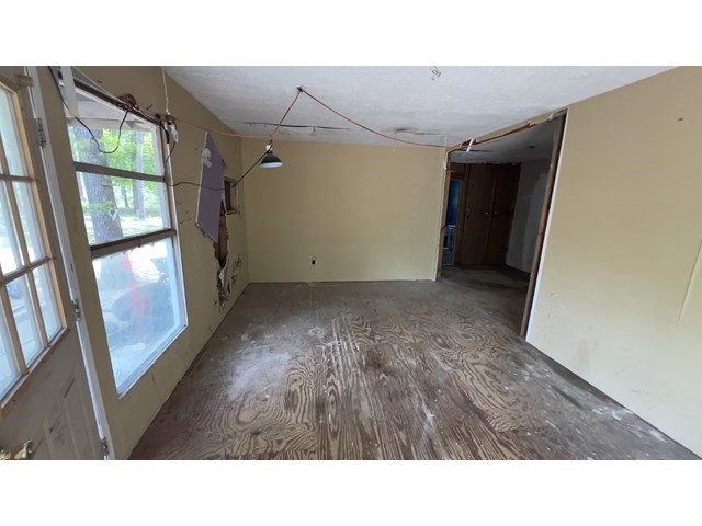 366 County Line Road Buena Vista, GA 31803 - Photo 3 of 21 a open hall with stairs