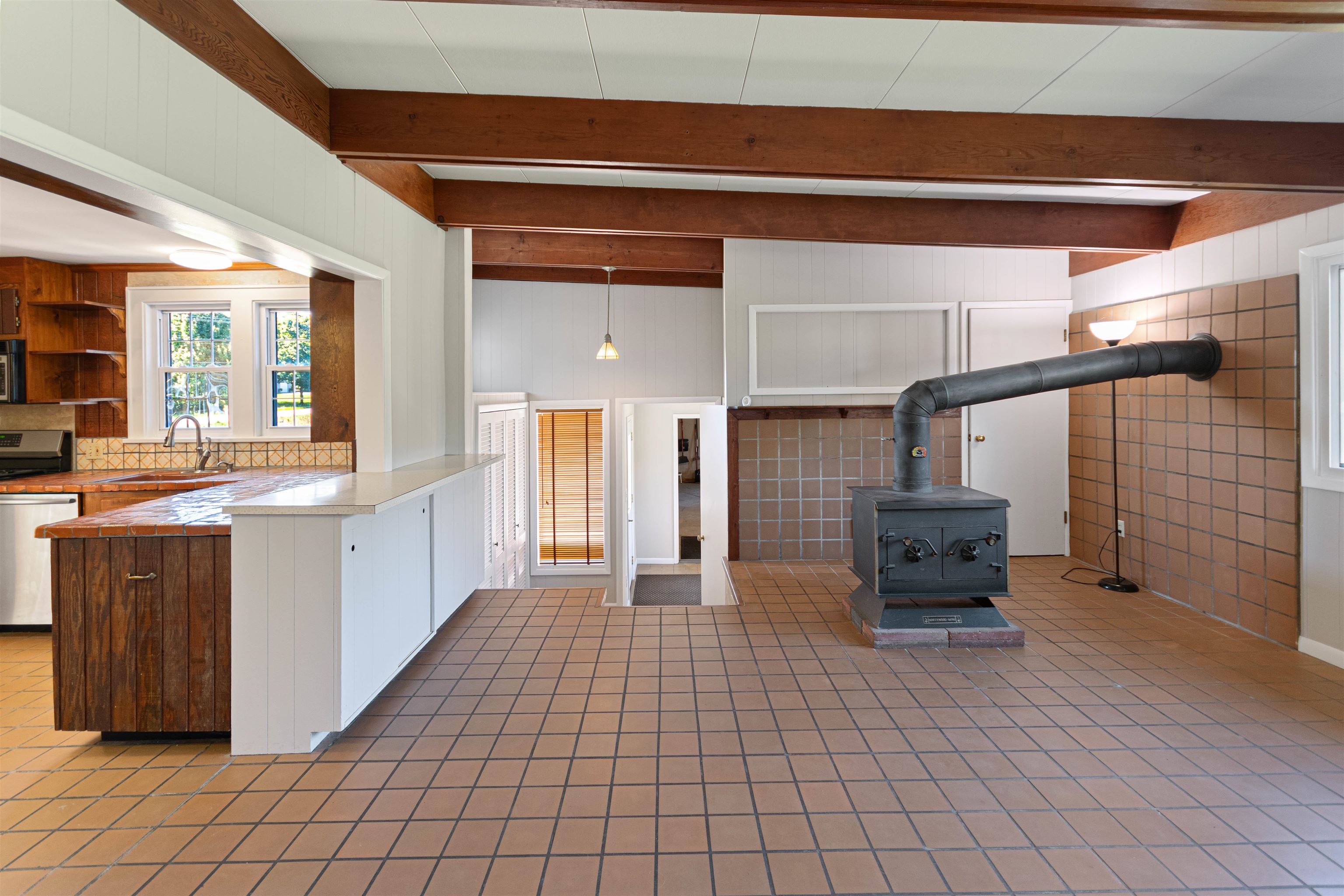 8616 Cedar Run Road Traverse City, MI 49684 - Photo 18 of 54 1950965-255db4e7-237e-46a0-b6f4-857176478ce2.JPG