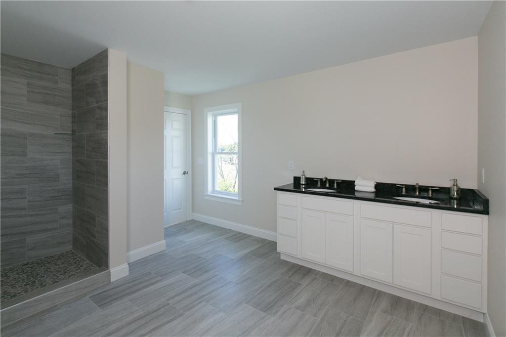 17 Riverside Avenue, Unit 102 Saco, ME 04072 - Photo 25 of 35 Spacious master bathroom with double...