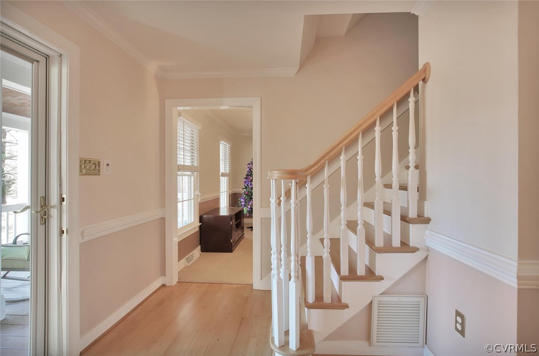 18302 West County Line Road Midlothian, VA 23112 - Photo 5 of 23 Foyer offers hardwood foyers, crown molding and ch