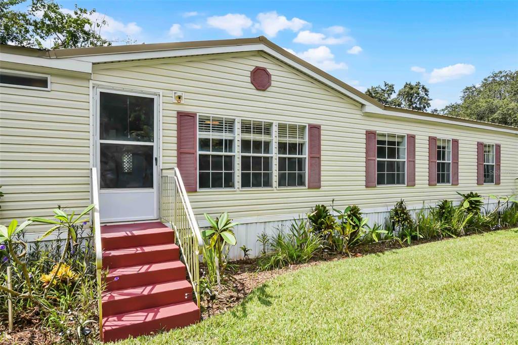 14228 Mistletoe Way Astatula, FL 34705 - Photo 2 of 41