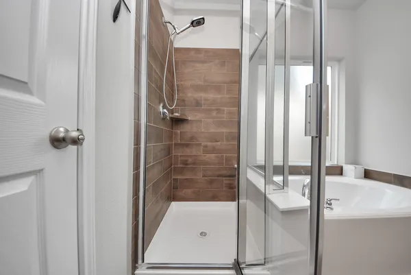 $2,800 | 4239 Wyanngate Drive, Spring, TX 77373