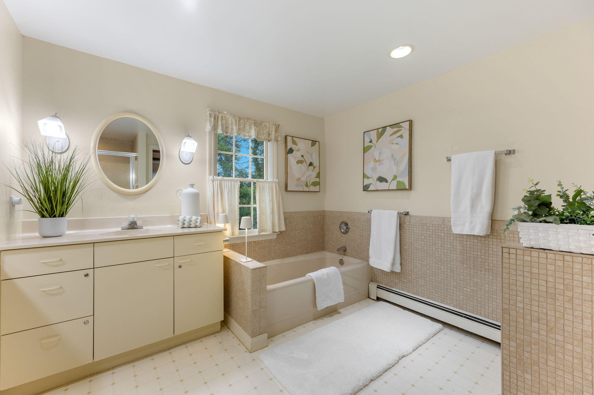 15 Mill Pond Road Orleans, MA 02653 - Photo 35 of 77 En suite bath