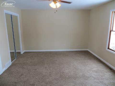 14050 Lakefield Road Hemlock, MI 48626 - Photo 16 of 27 20343750-15.JPG