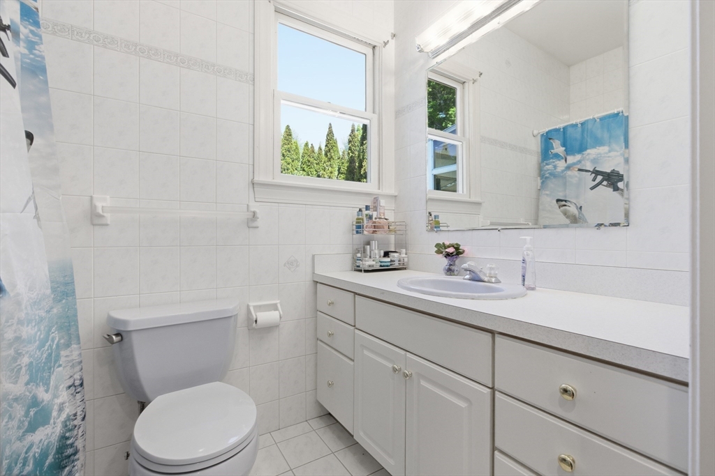 15 Long Pasture Road North Andover, MA 01845 - Photo 35 of 42