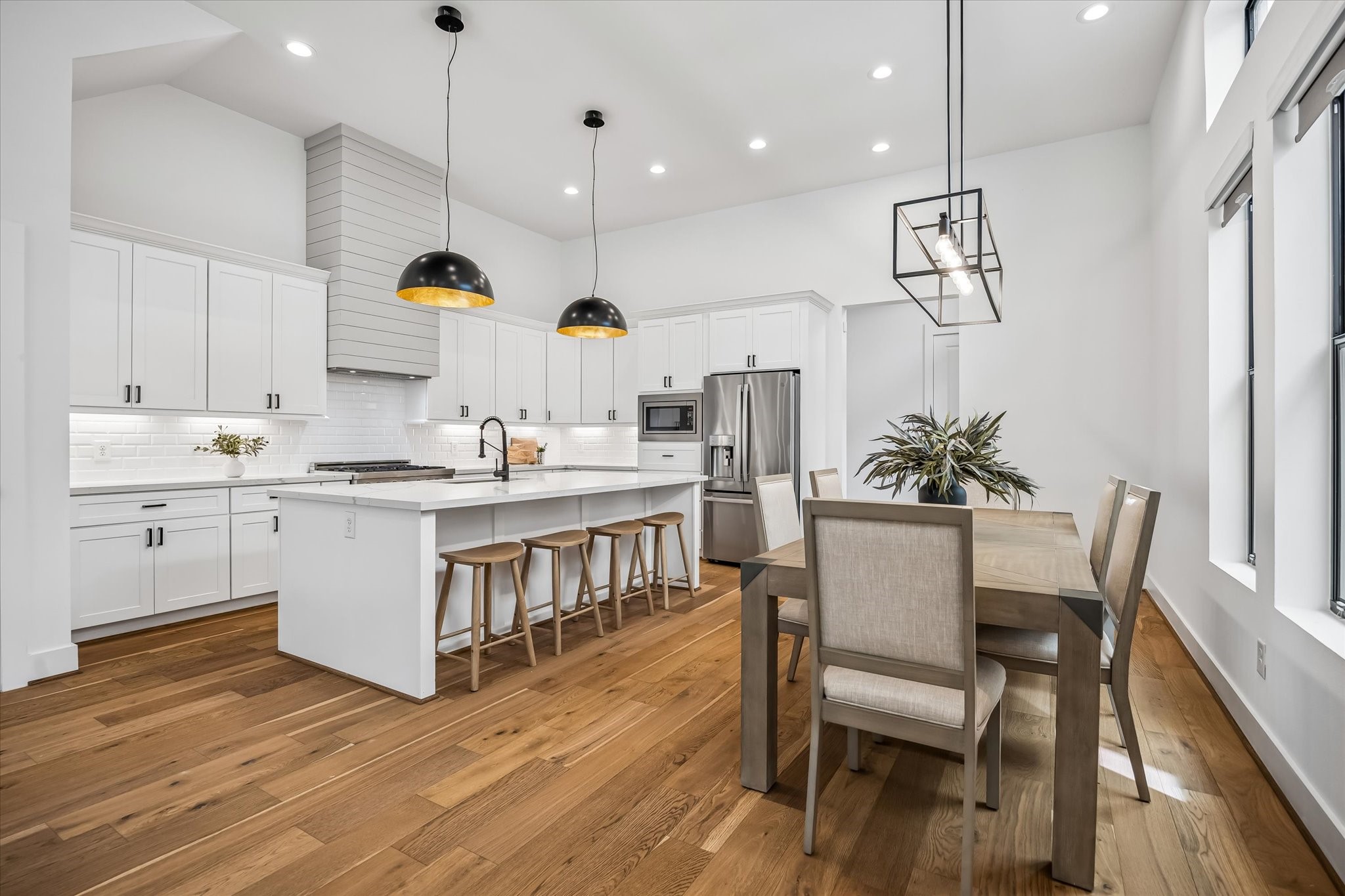 938 Alexander Street Houston, TX 77008 - Photo 15 of 30 Gallery Image 15