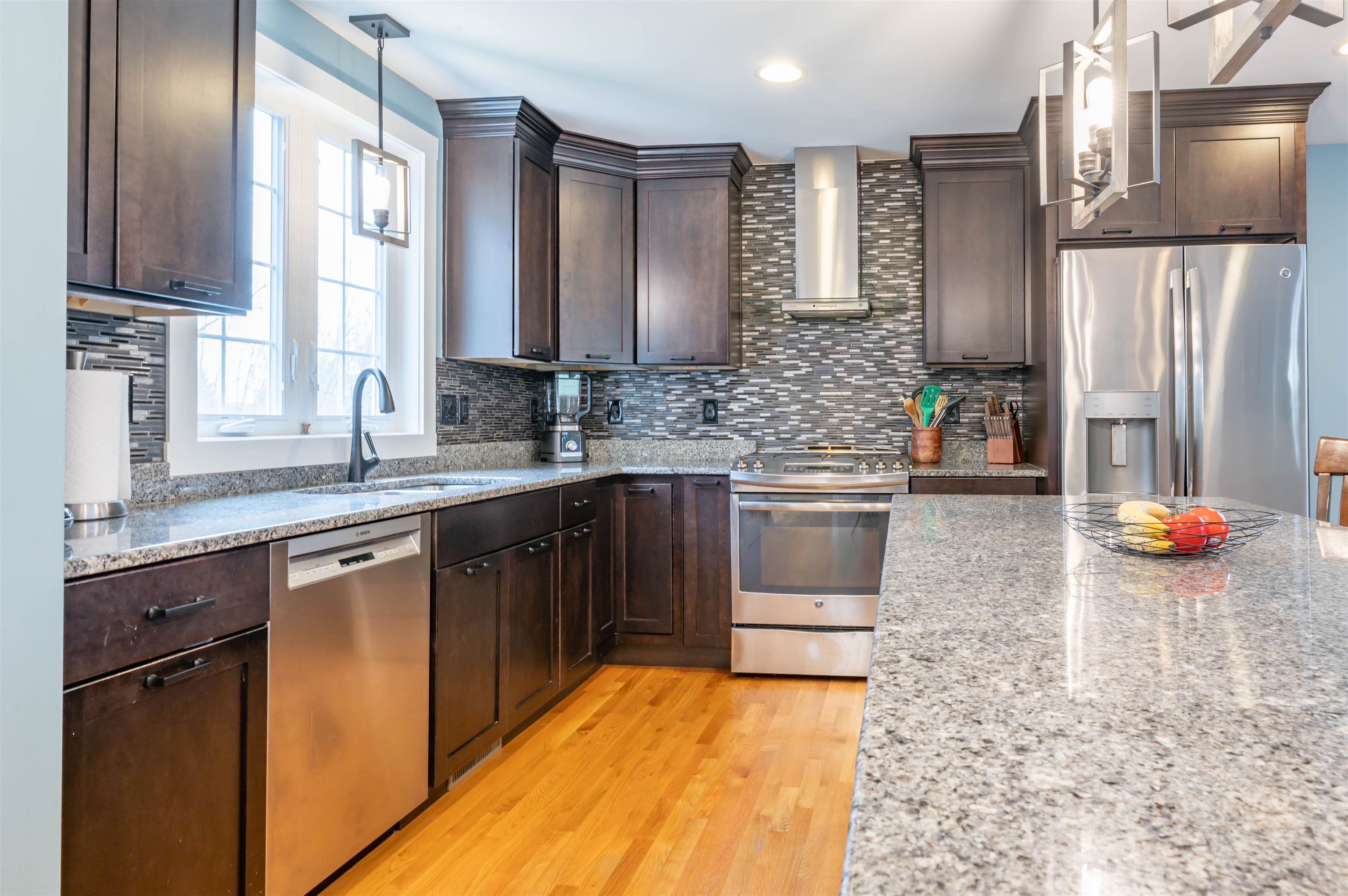 46 Grouse Run Pelham, NH 03076 - Photo 11 of 40