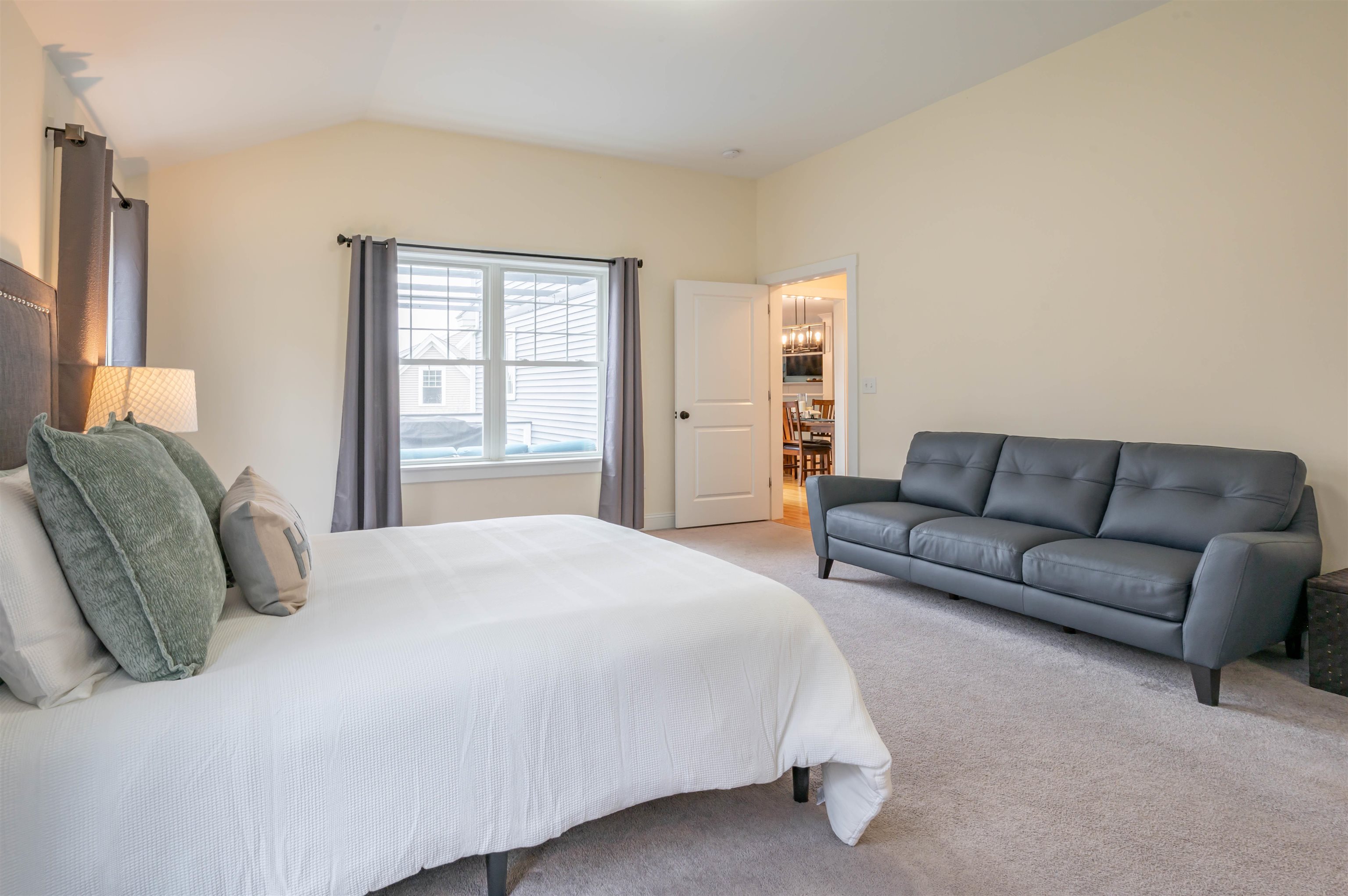 46 Grouse Run Pelham, NH 03076 - Photo 22 of 40