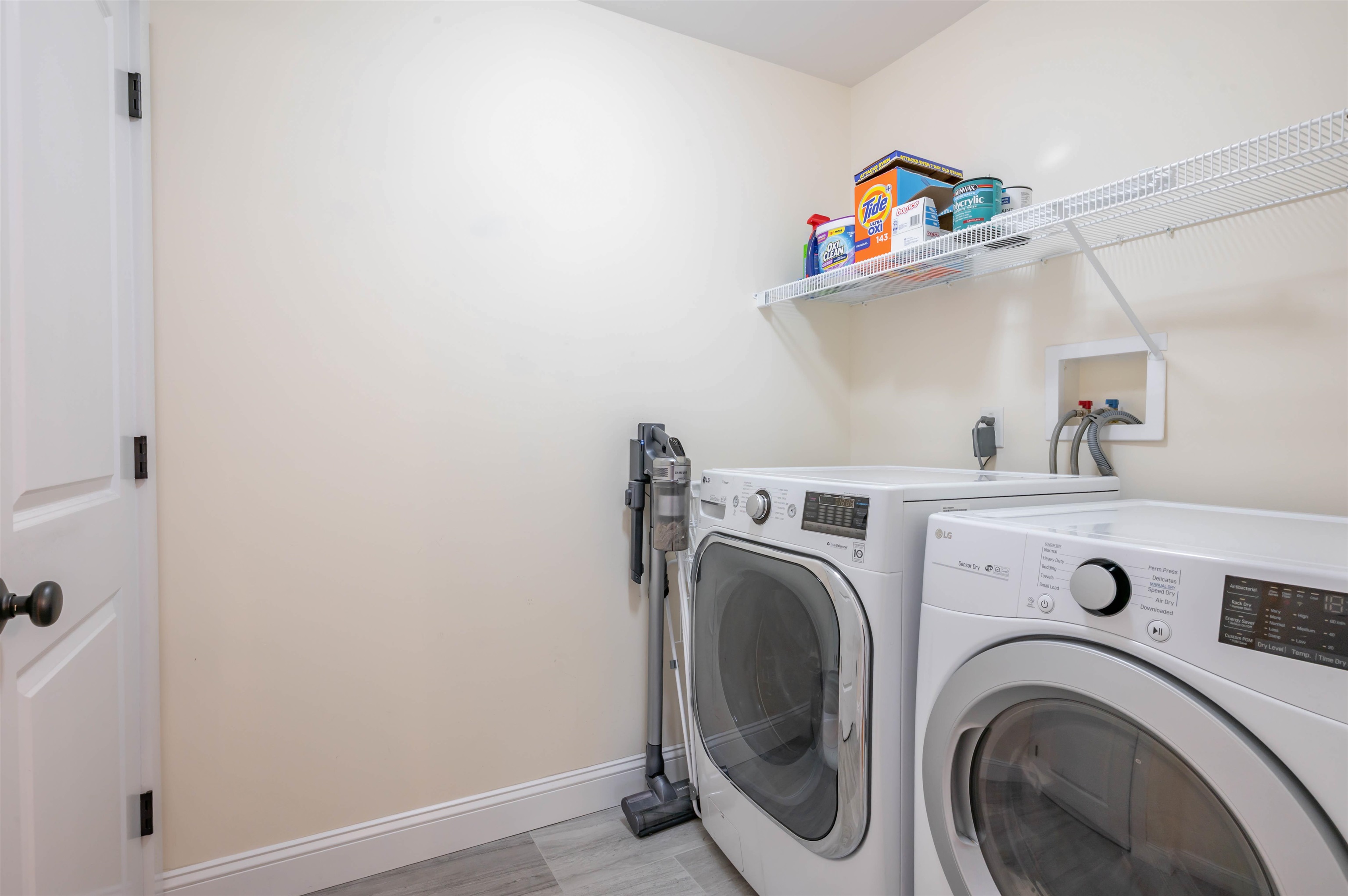 46 Grouse Run Pelham, NH 03076 - Photo 27 of 40