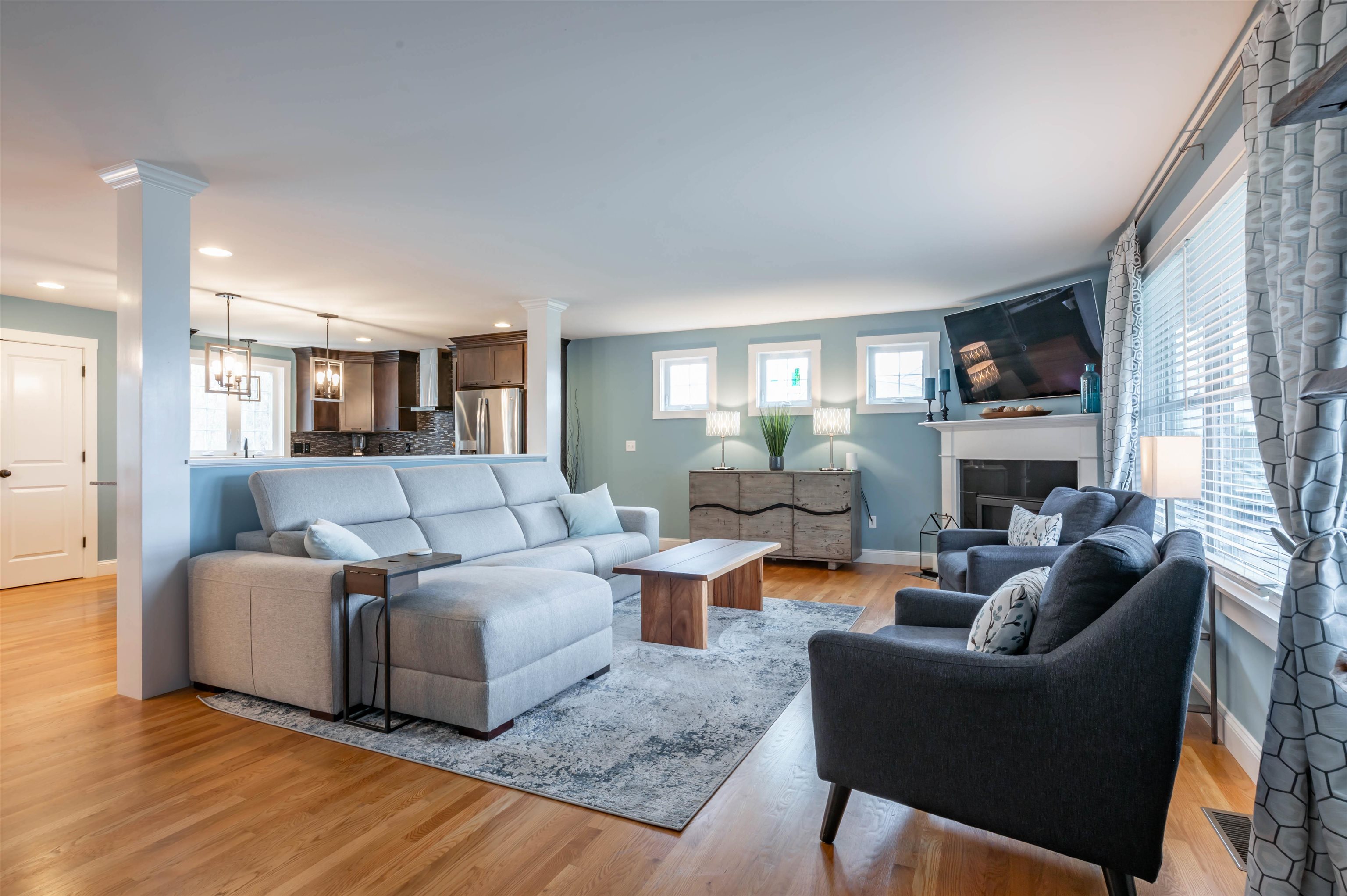 46 Grouse Run Pelham, NH 03076 - Photo 7 of 40