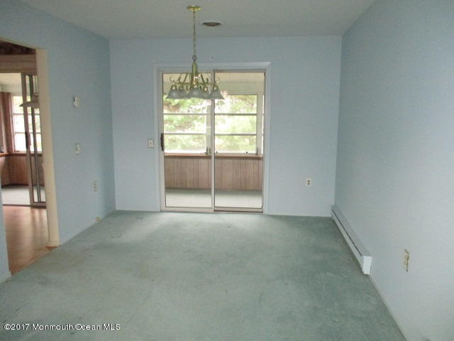 2 Berkshire Road Whiting, NJ 08759 - Photo 2 of 13 2 berkshire (19)