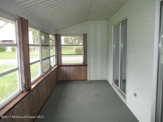 2 Berkshire Road Whiting, NJ 08759 - Photo 9 of 13 2 berkshire (28)