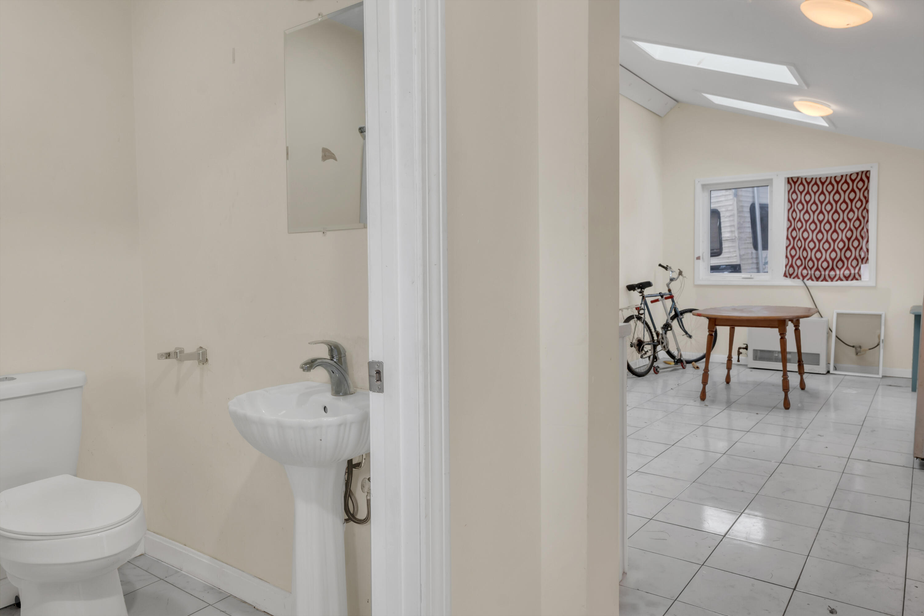 90 Broadturn Road, Unit 9 Scarborough, ME 04074 - Photo 4 of 34 1000009616