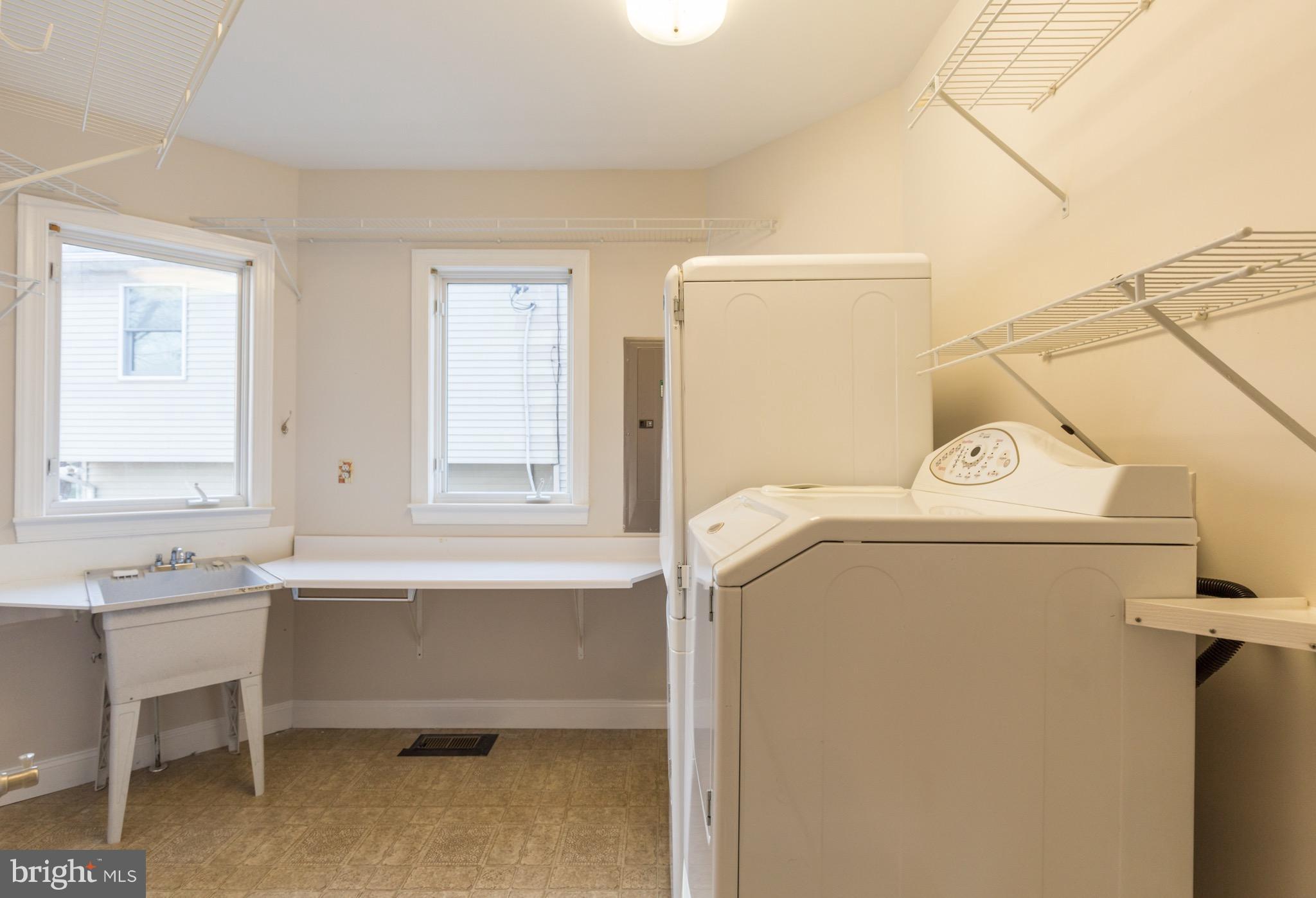 734 Seneca Park Road Baltimore, MD 21220 - Photo 12 of 30 Interior (General)