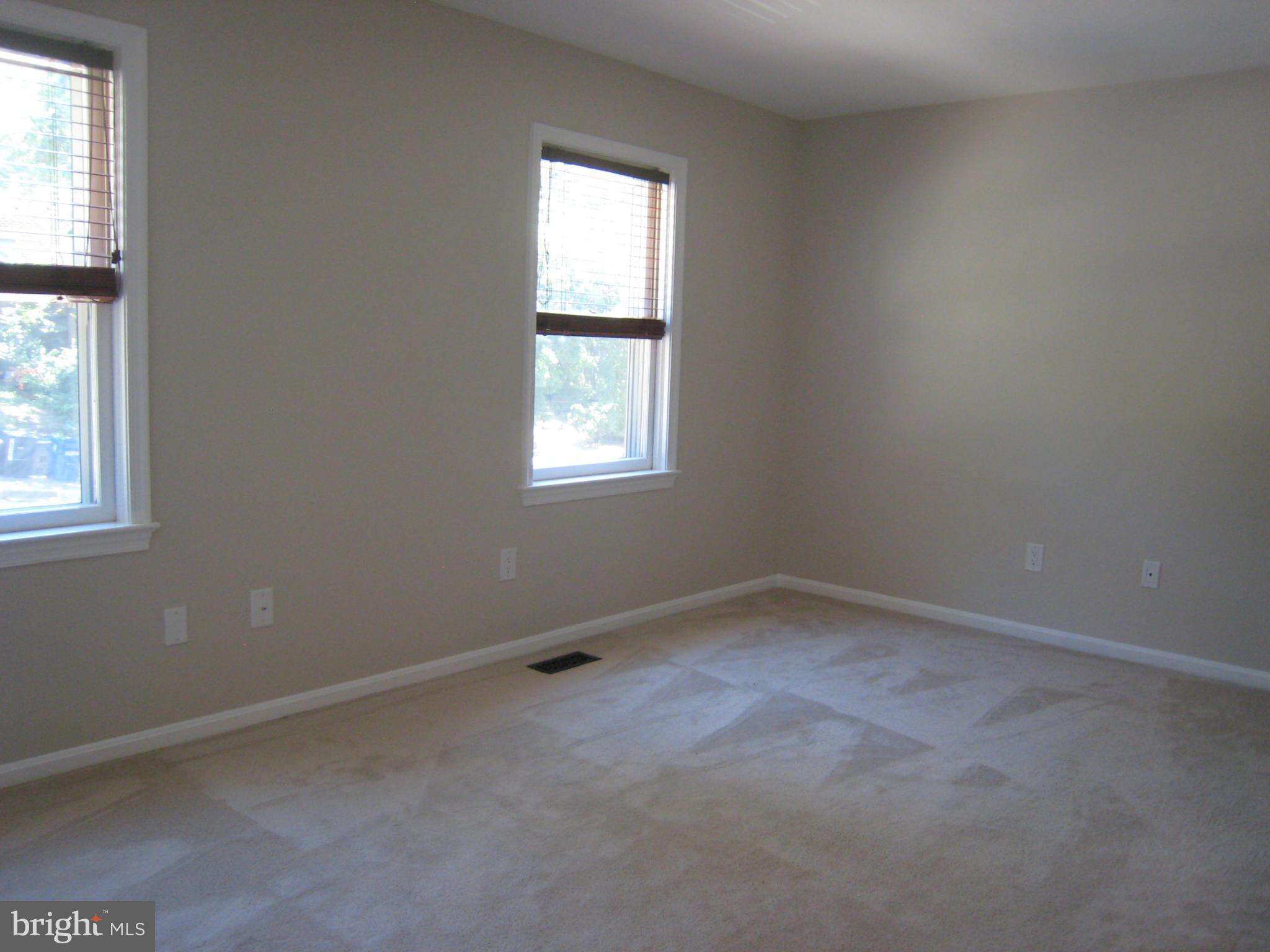 2025 South Glebe Road Arlington, VA 22206 - Photo 16 of 30 Bedroom