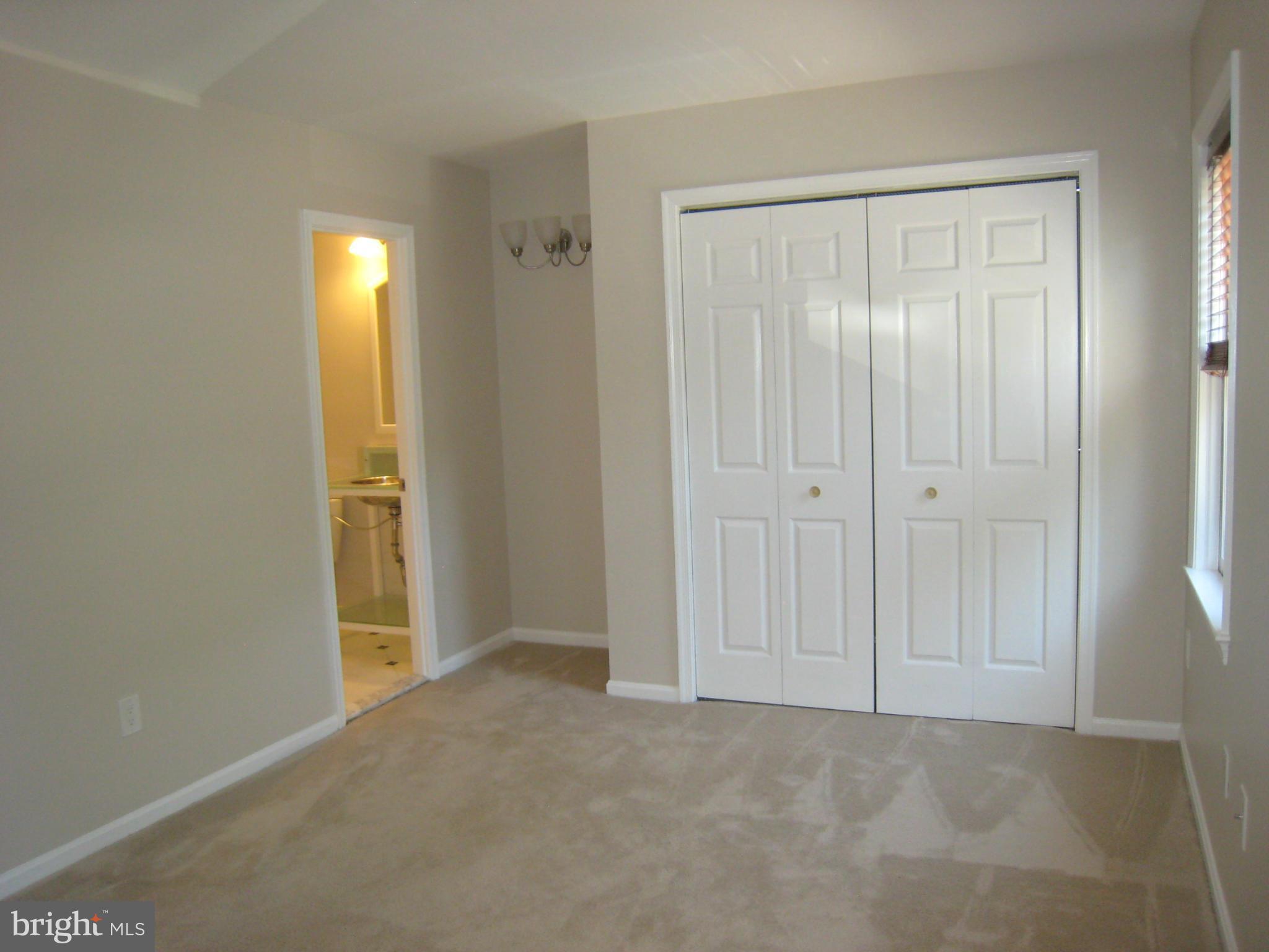 2025 South Glebe Road Arlington, VA 22206 - Photo 18 of 30 Bedroom