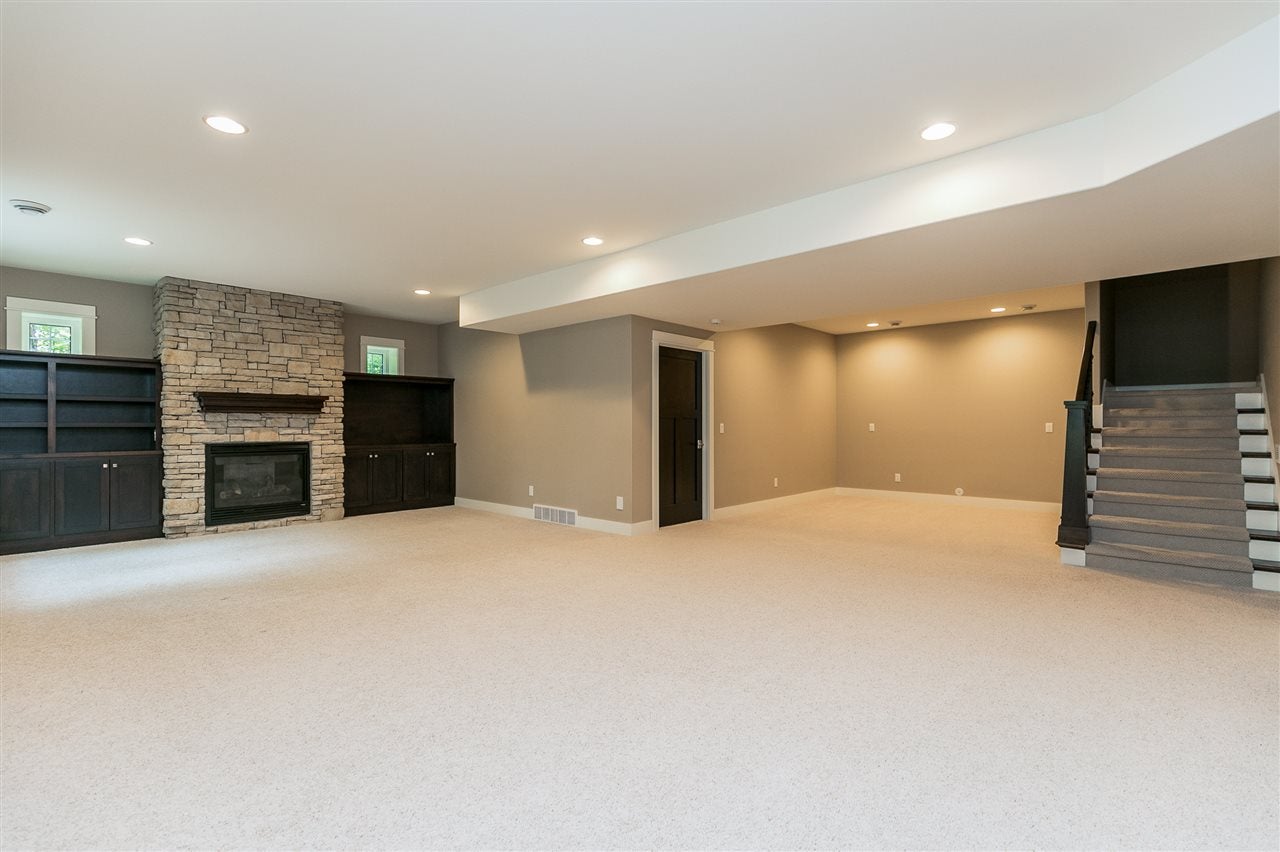 1670 Maple Street Robins, IA 52328 - Photo 39 of 50 Gallery Image 39