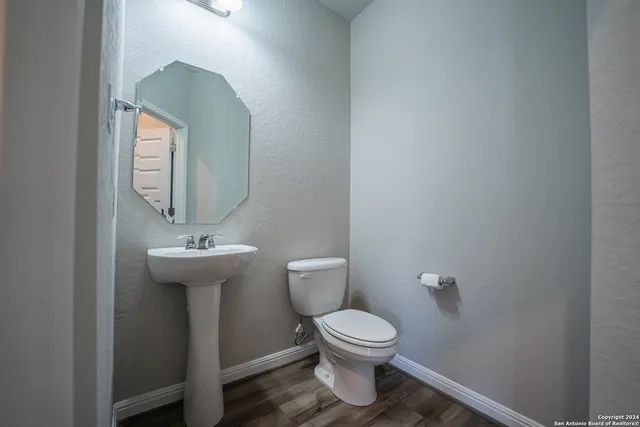 $360,000 | 5001 Drovers Path, St. Hedwig, TX 78152