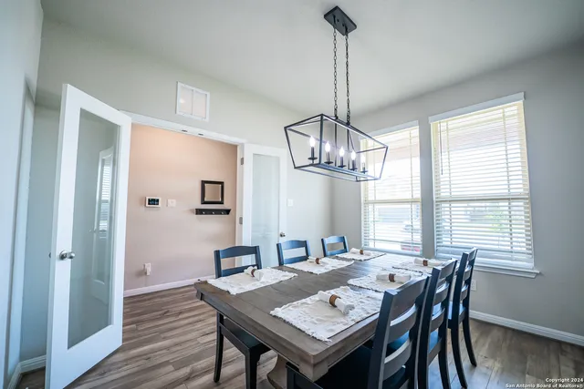 $360,000 | 5001 Drovers Path, St. Hedwig, TX 78152