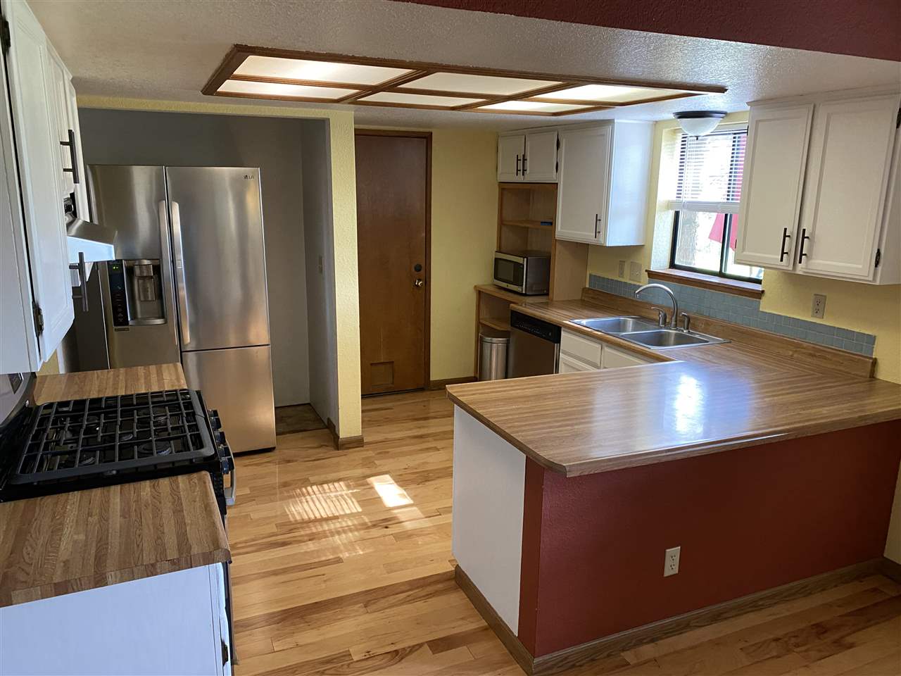 825 Aiello Road Mount Shasta, CA 96067 - Photo 4 of 9 Gallery Image 4