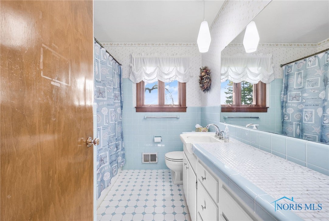 403 North Curtice Road Oregon, OH 43616 - Photo 16 of 29 Gallery Image 16