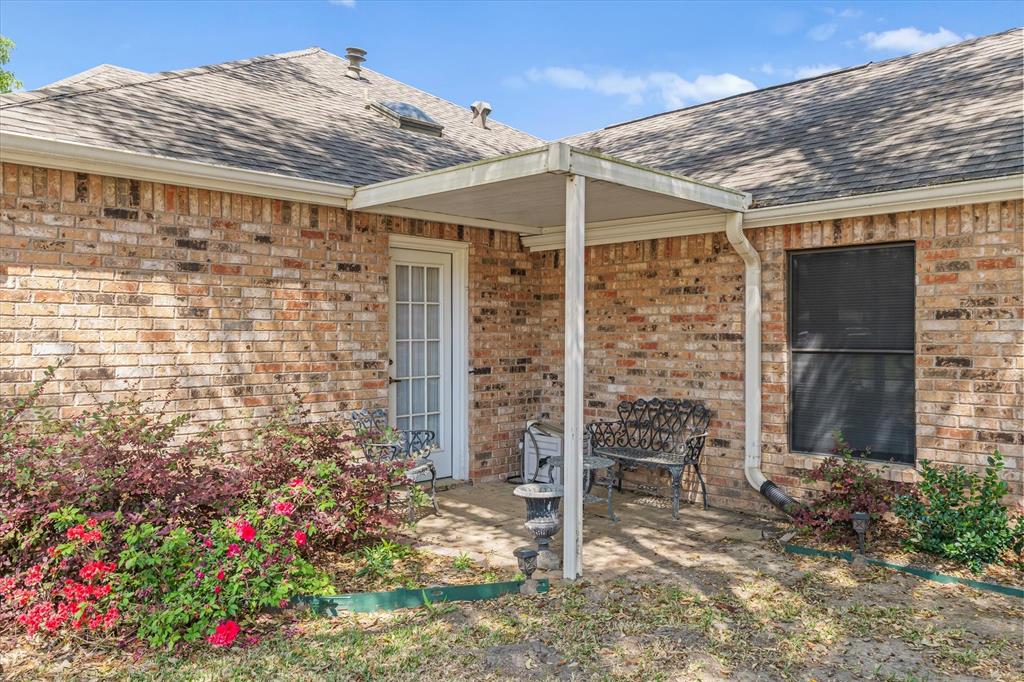 114 Granada Square Canton, TX 75103 - Photo 3 of 23 a view of a porch with furniture and shower