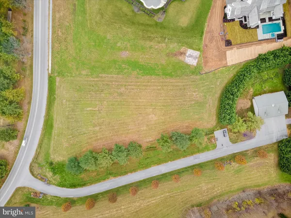 $1,565,000 | 50 Meadowbreeze Lane, Lititz, PA 17543