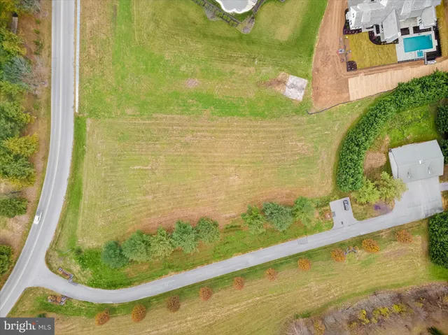 $1,565,000 | 50 Meadowbreeze Lane, Lititz, PA 17543