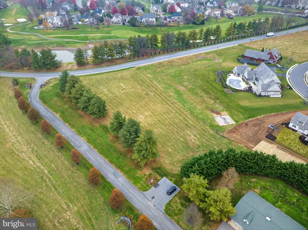 $1,565,000 | 50 Meadowbreeze Lane, Lititz, PA 17543