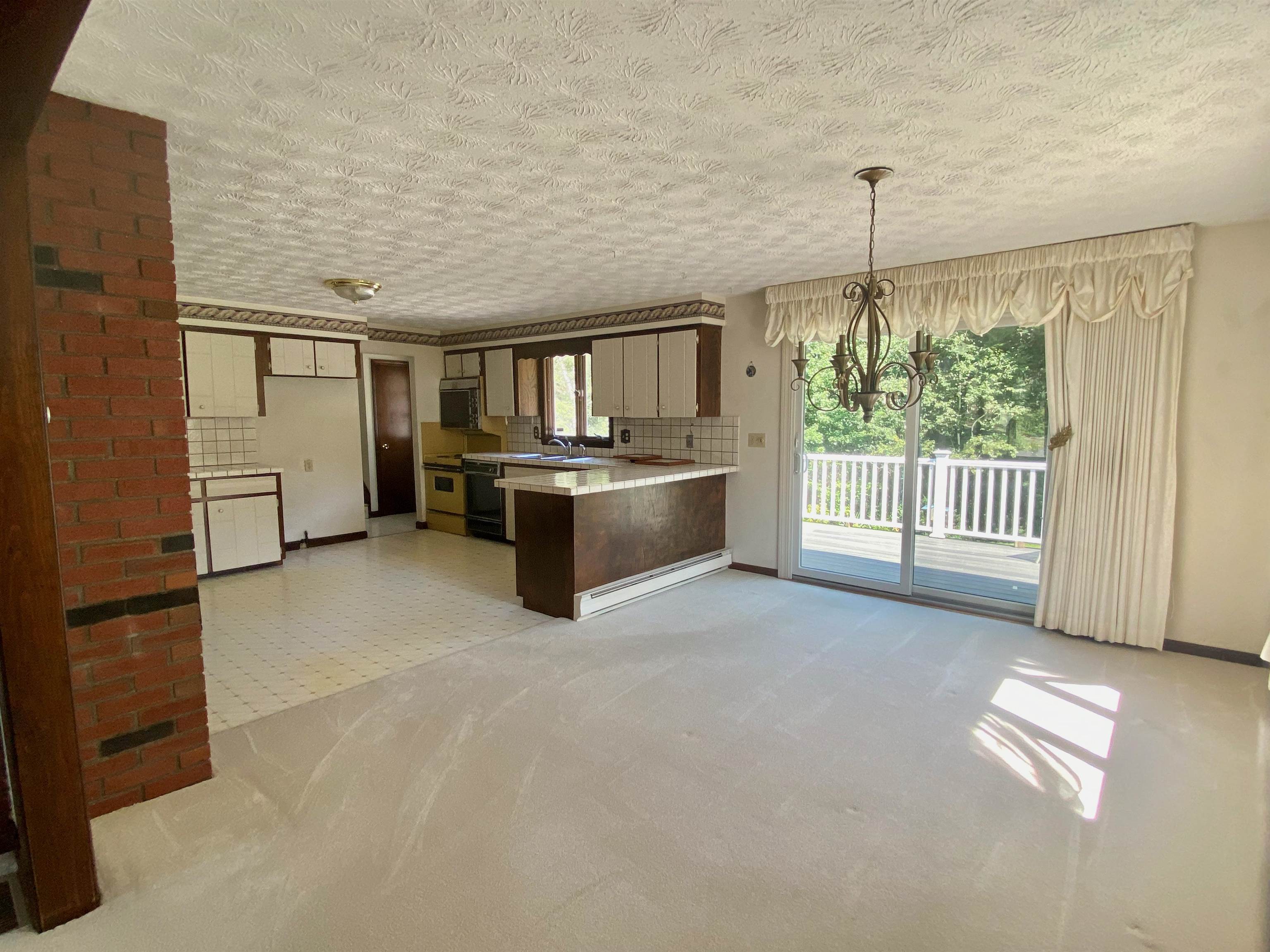 6 Apollo Road Londonderry, NH 03053 - Photo 25 of 26
