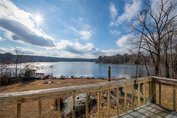 $500,000 | 22 Cady Lane, Glocester, RI 02814