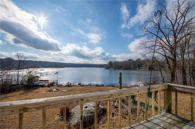 $569,000 | 22 Cady Lane, Glocester, RI 02814