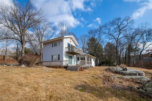 $500,000 | 22 Cady Lane, Glocester, RI 02814