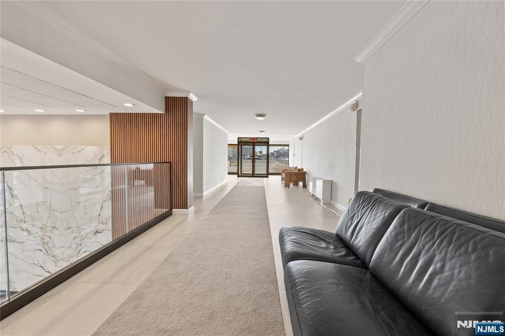 1203 River Road, Unit 20C Edgewater, NJ 07020 - Photo 15 of 19