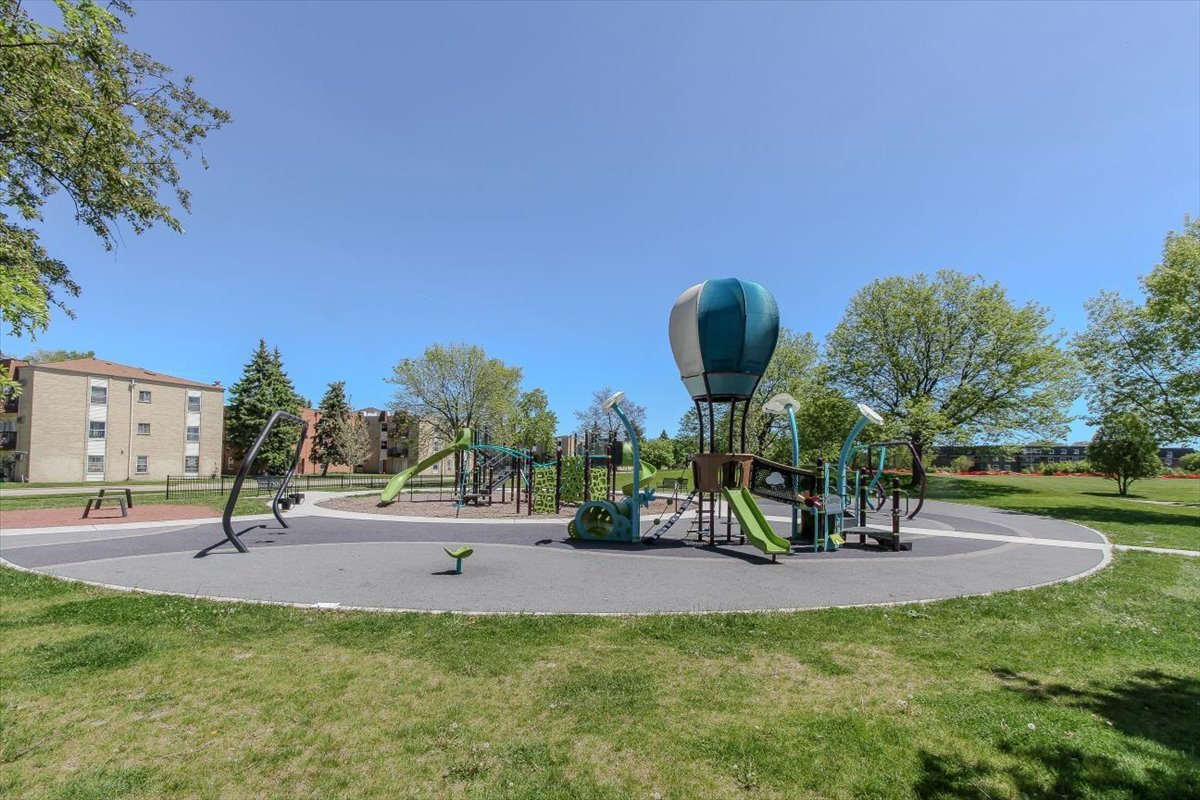 834 East Old Willow Road, Unit 209 Prospect Heights, IL 60070 - Photo 19 of 22